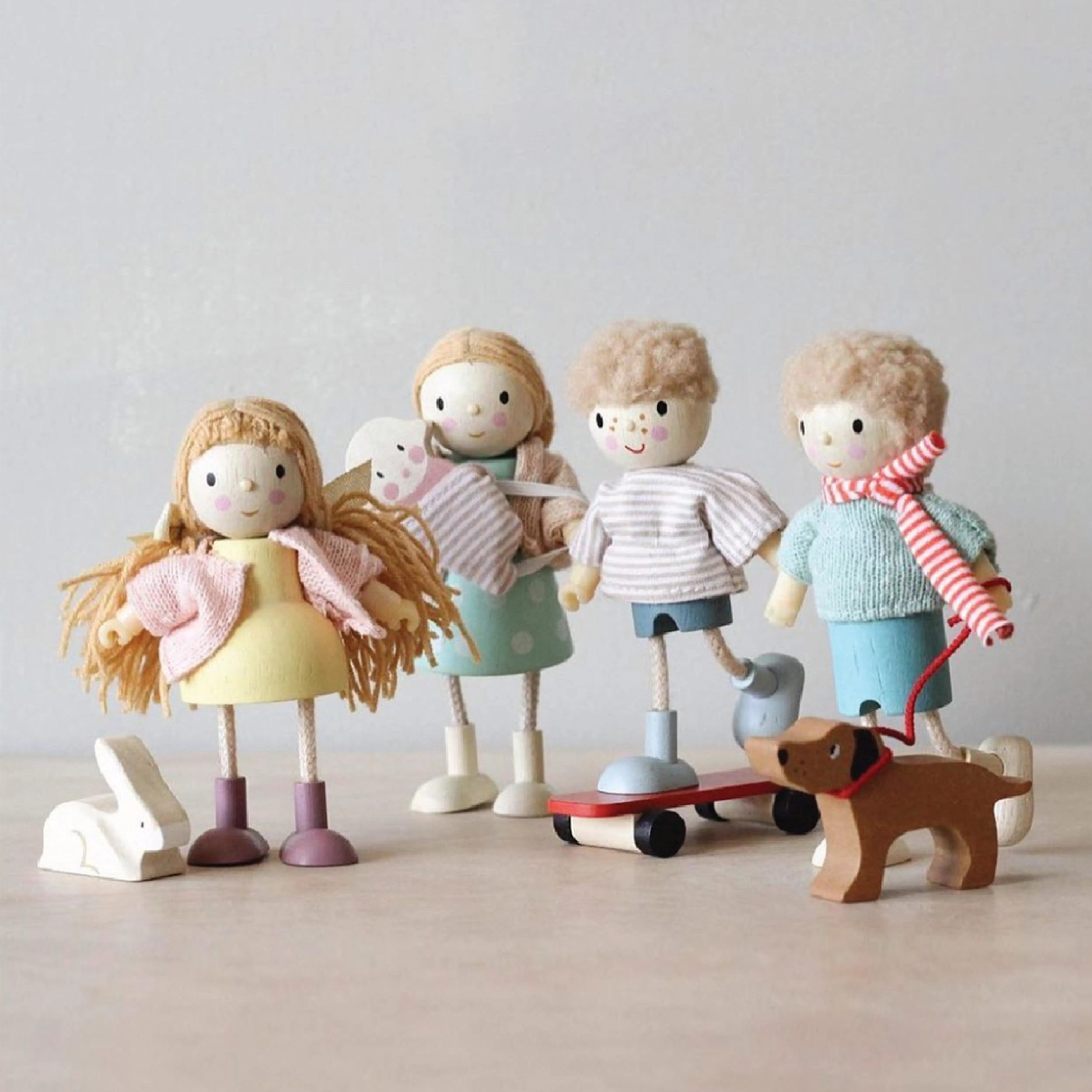 Humming Bird Doll House by Tender Leaf main image 0