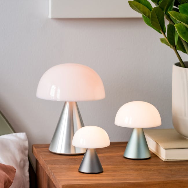 Lexon MINA L Led Lamp - Alu Poli - 5 - Modern bedside table, minimalist lamp, white and silver design, soft lighting, cozy