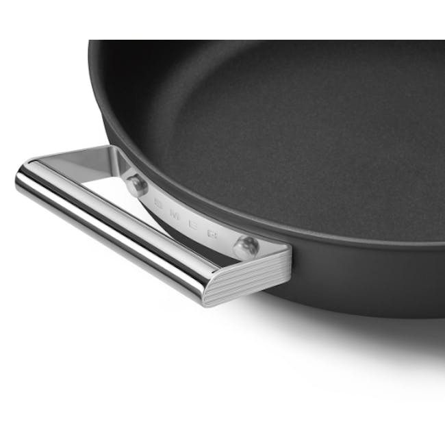 SMEG 28cm Deep Pan with Lid - Black - 5