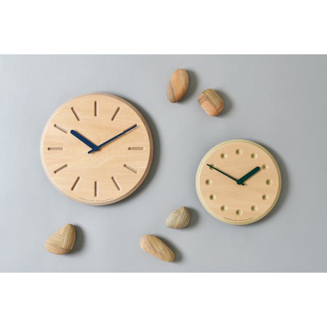 Line Paper-Wood Clock - Navy Blue - 2