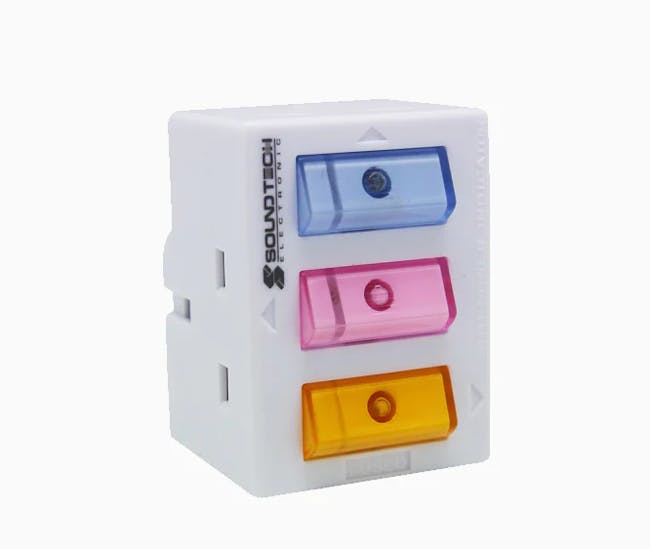 SOUNDTEOH Multiway Adaptor w/On Off Switches DF-38 - 1