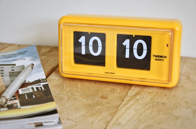 TWEMCO Table Clock - Yellow - 1