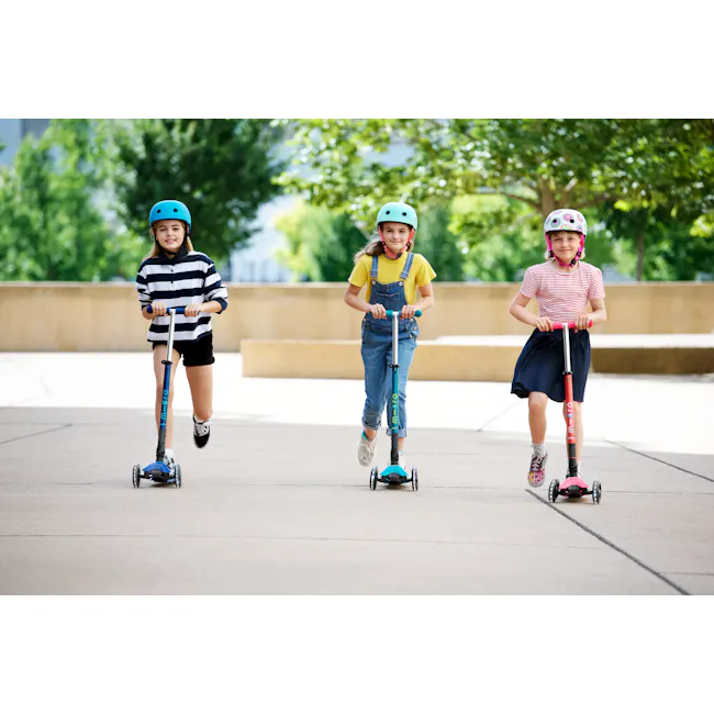 Micro Maxi Deluxe Foldable LED Scooter - Petrol Green (Age 5-12) - 14