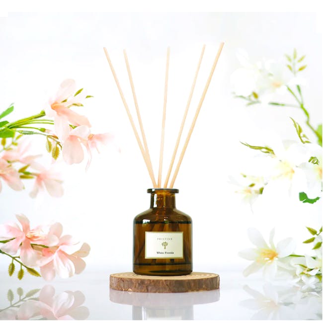 Pristine Aroma Reed Diffuser 50ml - White Freesia (Garden Scent) - 1 - White Freesia flowers, natural lighting, wooden