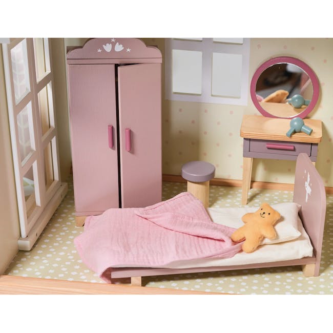 Tender Leaf Mulberry Mansions - 8 - Pink dollhouse bedroom, pastel polka dot wallpaper, wooden furniture, pink wardrobe