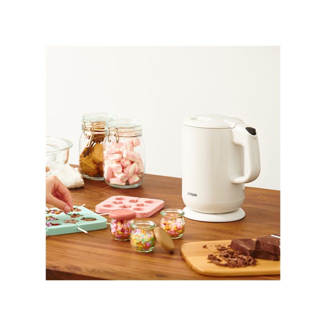 Tiger Electric Kettle with 5 Safe Features 1L (White) - 2