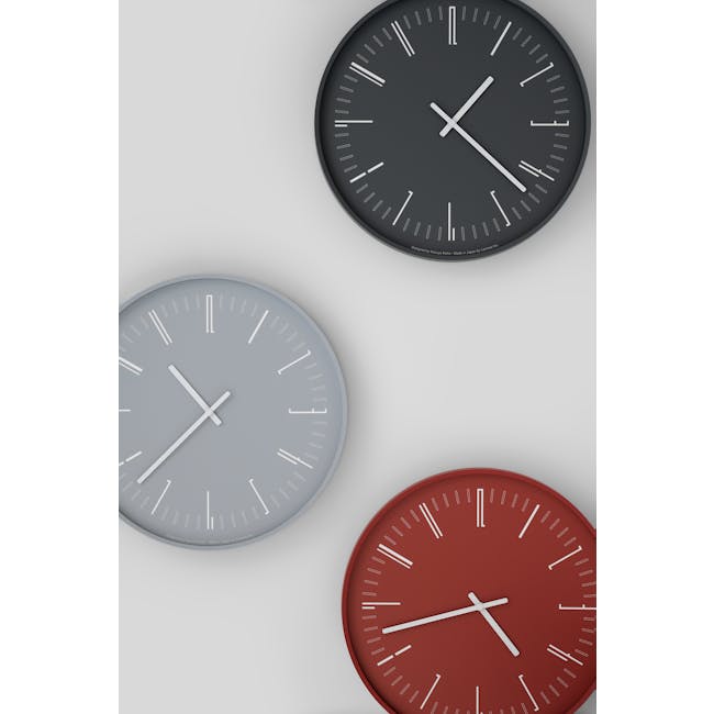 Draw Wall Clock (Flat) -Black - 3 - Modern minimalist clock design, black and gray color scheme, white hour and minute