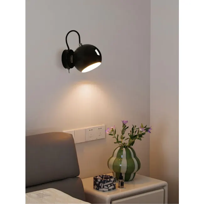 Slug Wall Lamp - Brass - Short - 5