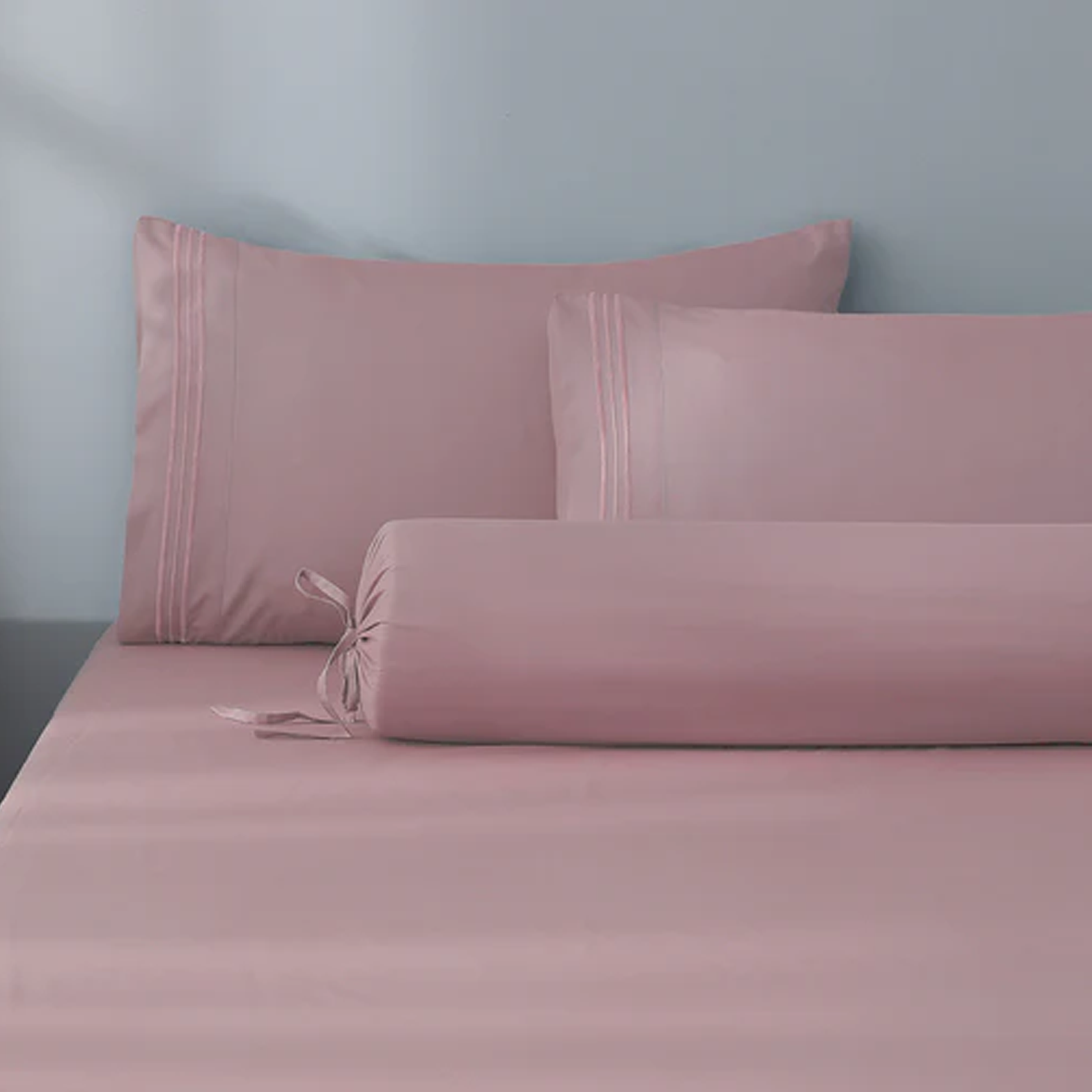 Robinsons Silky Soft Embroidered Microfibre Fitted Sheet Set Core Collection - Orchid Pink (4 Sizes)