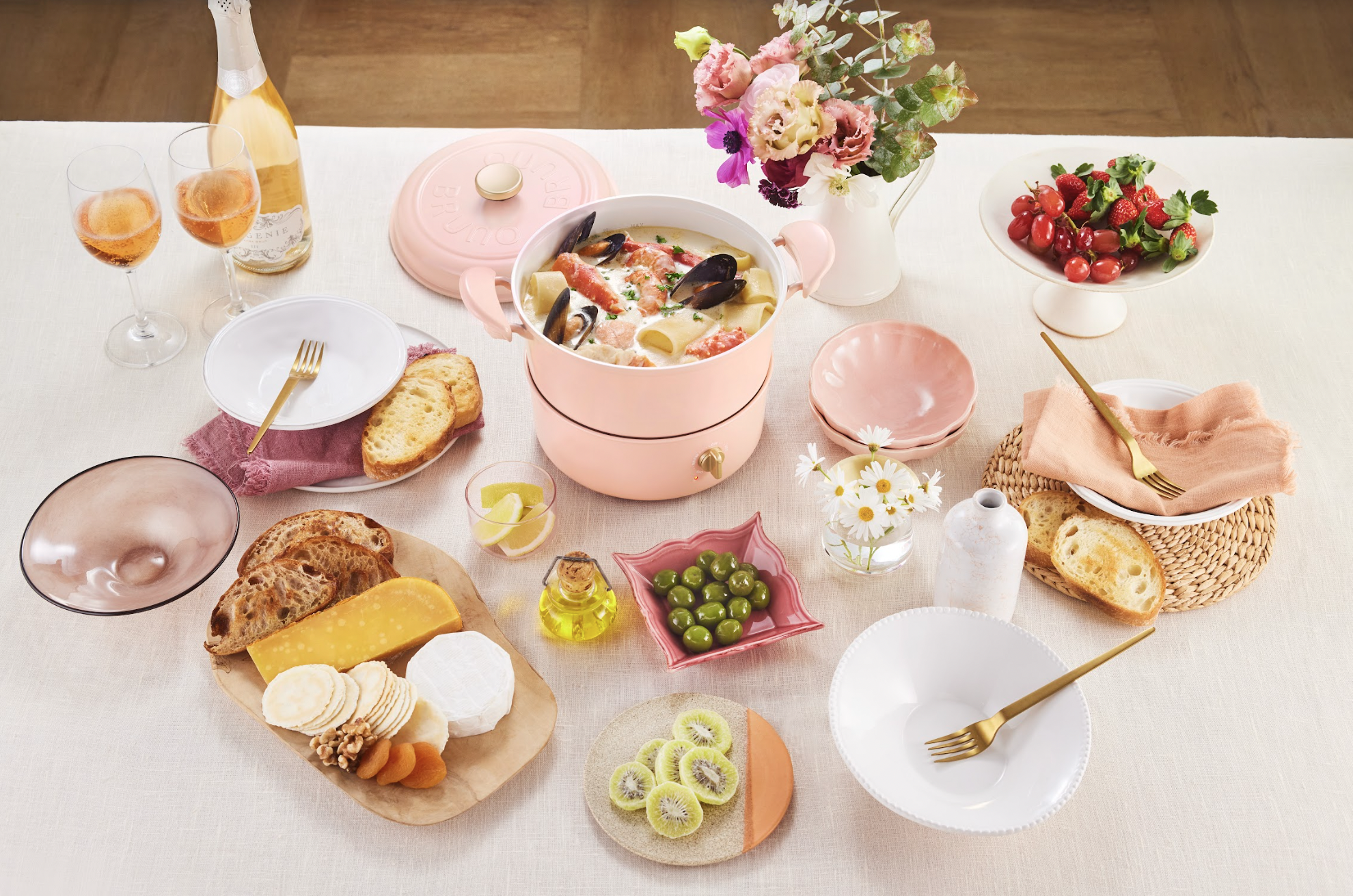 BRUNO Grill Pot Pale Pink, BRUNO Hotplates HipVan