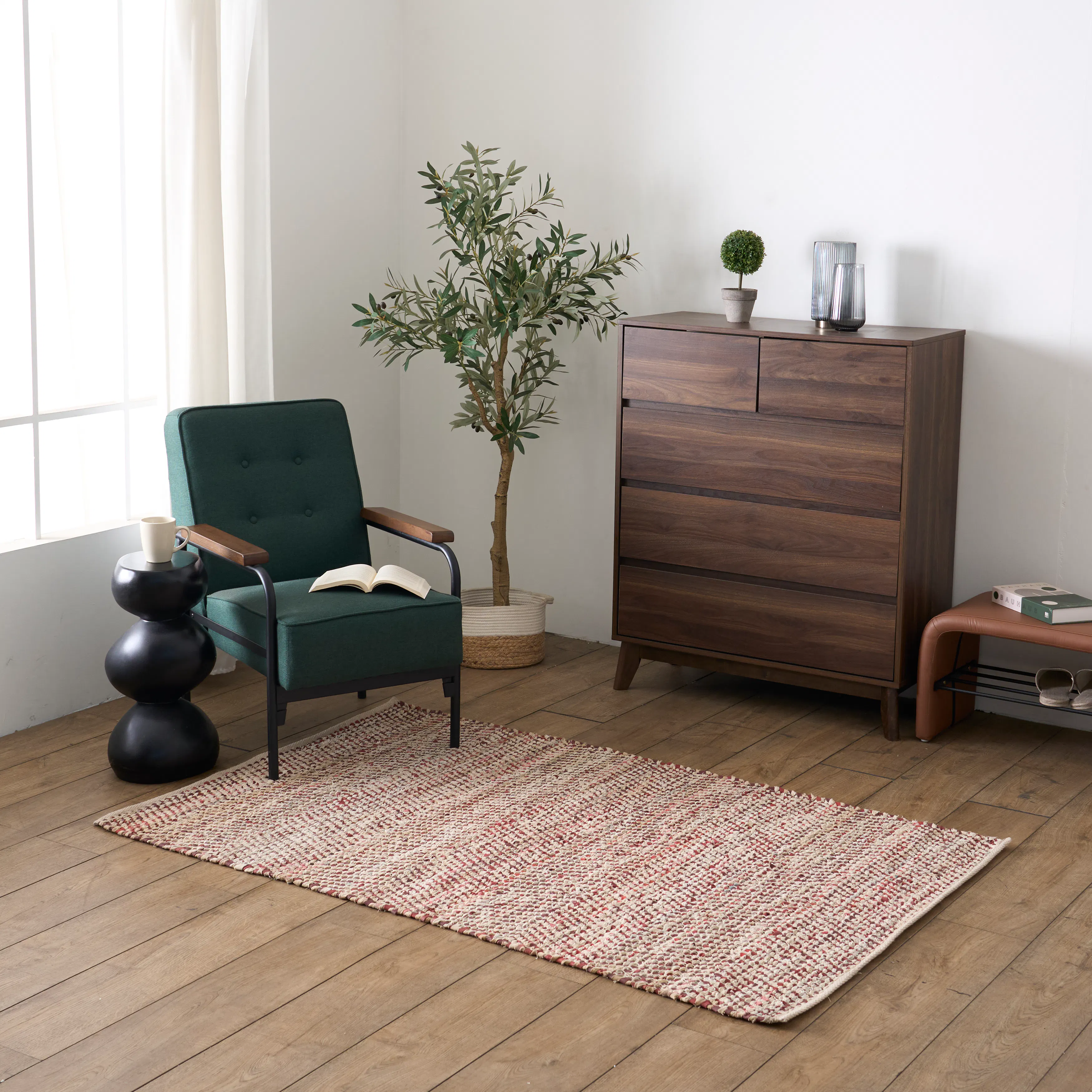 Atlas Low Pile Rug (Red) - 1.8m x 1.2m - 9