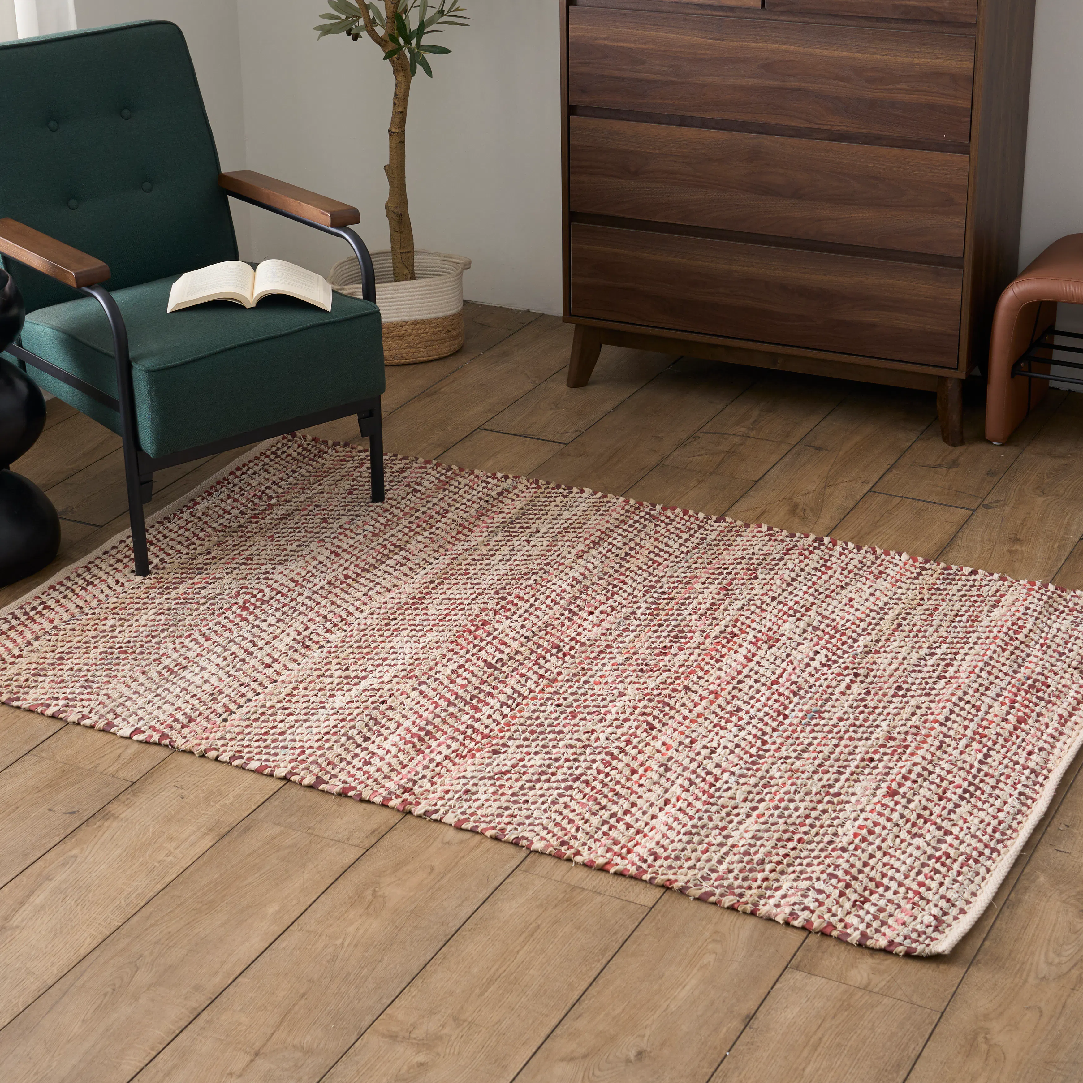 Atlas Low Pile Rug (Red) - 1.8m x 1.2m - 7