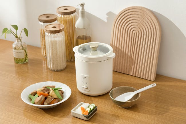 BRUNO Compact Rice Cooker - Ivory - 1