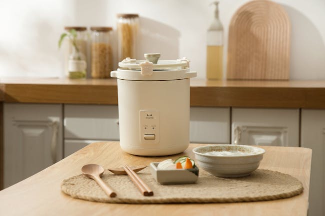 BRUNO Compact Rice Cooker - Ivory - 2