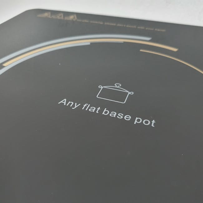 MORRIES Ceramic Infrared Cooker 2200W - 3 - Flat base pot, sleek design, minimalist style, modern kitchen, contemporary