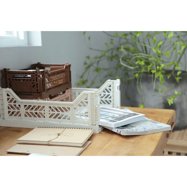 Aykasa Foldable Midibox - White - 3 - DIY notebook organizer, stacked notebooks, brown and white notebooks, spiral-bound