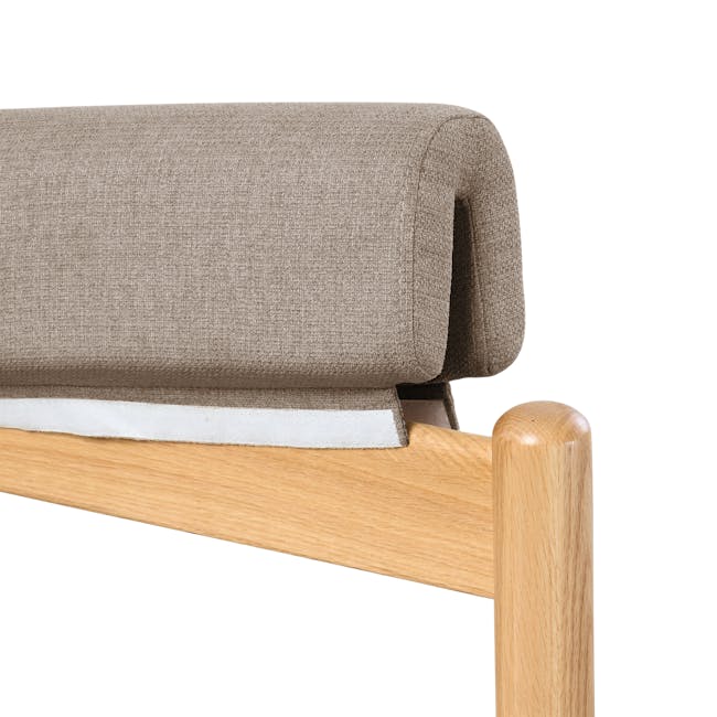 Niel Bench 1.25m - Oak, Chestnut - 11 - Brown fabric sofa, beige upholstery, wooden frame, light wood surface, soft texture