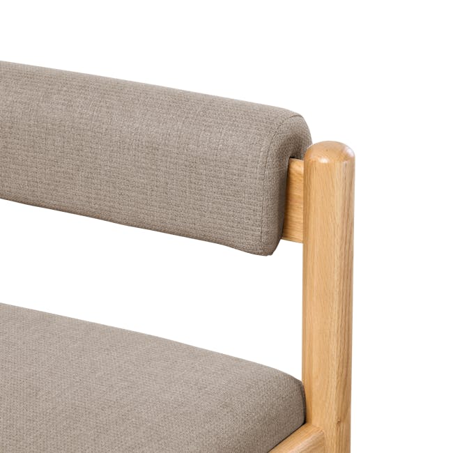 Niel Bench 1.25m - Oak, Chestnut - 10 - Suede fabric, wooden armrest, beige upholstery, textured surface, natural wood