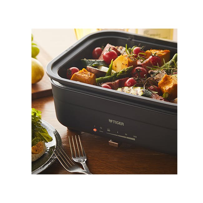 Tiger Electric Griddle Cooking Wares (Black) - 2