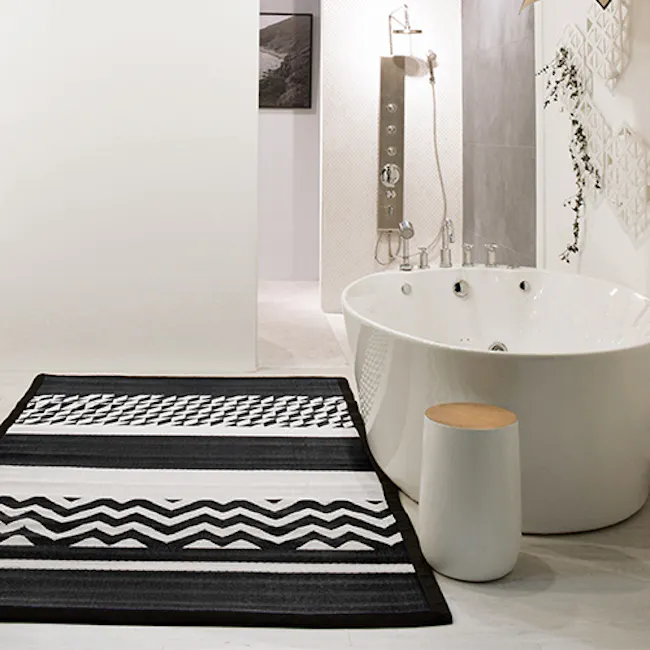 PDM Katve Reversible Mat - Black/White (3 Sizes) - 4 - Modern minimalist bathroom, sleek white bathtub, contemporary design