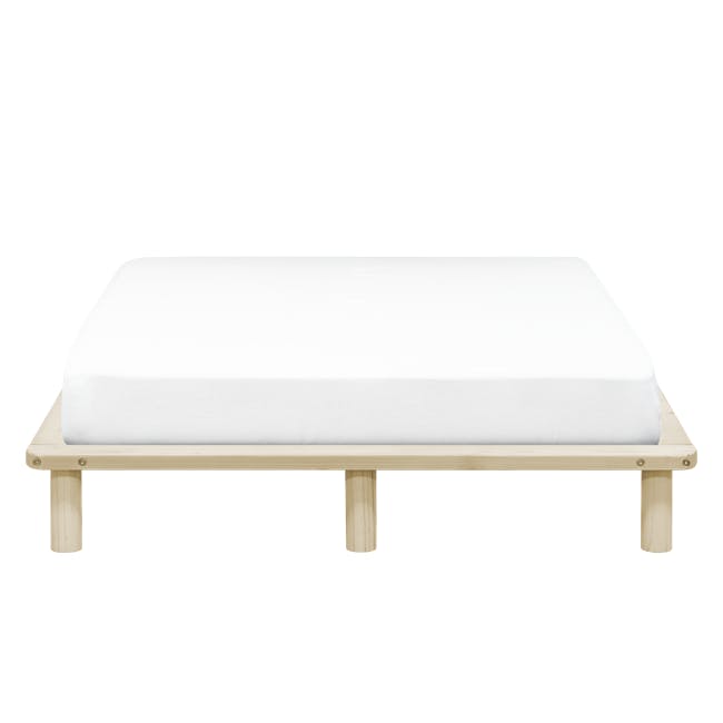 Hiro Queen Platform Bed with 2 Dallas Bedside Tables - 1