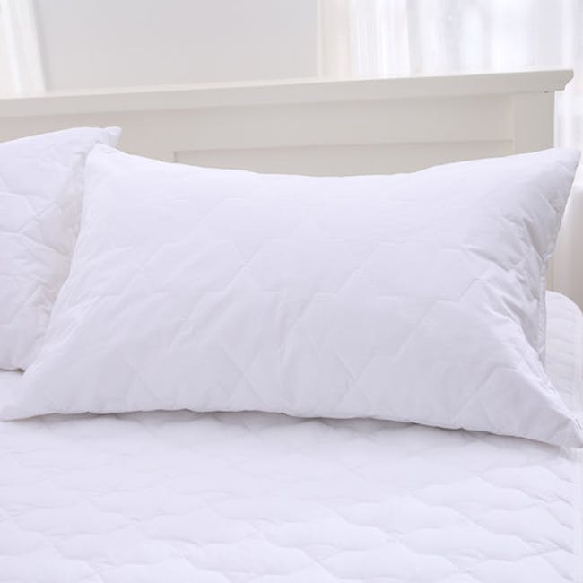 EVERYDAY Quilted Pillow Protector - 0