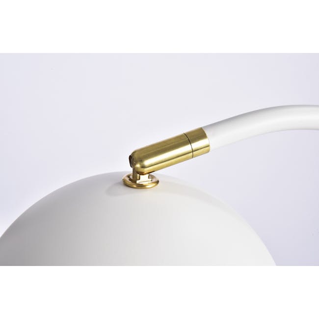 Nigel Floor Lamp - White - 3 - Gold-plated, sleek, modern, white lamp, cylindrical, adjustable, ergonomic, ergonomic design