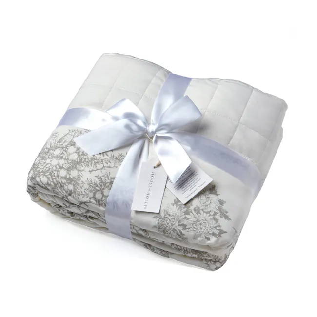 House of Holly Quilted Blanket - Garden Toile (Silver) - 1