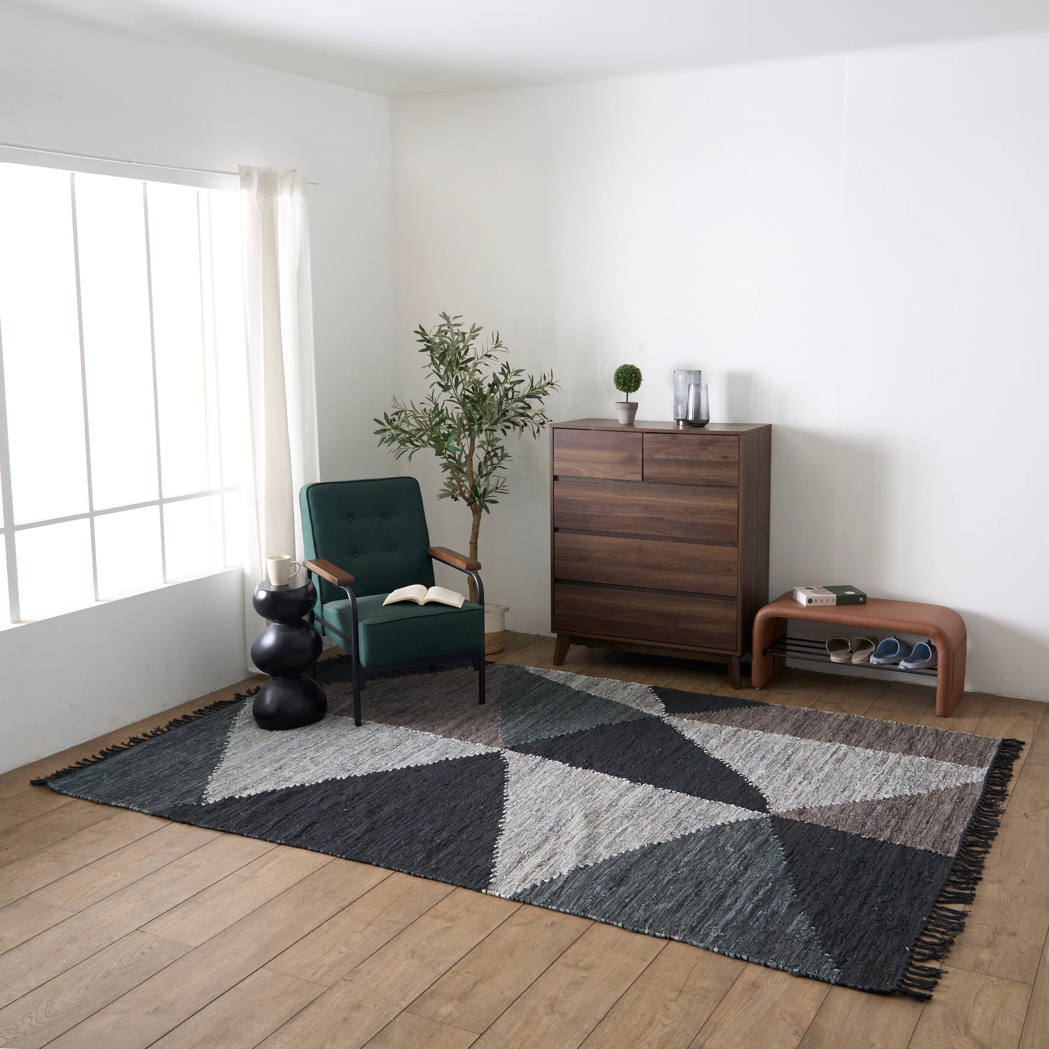 Permar Low Pile Rug - 2.9m x 1.9m - 9