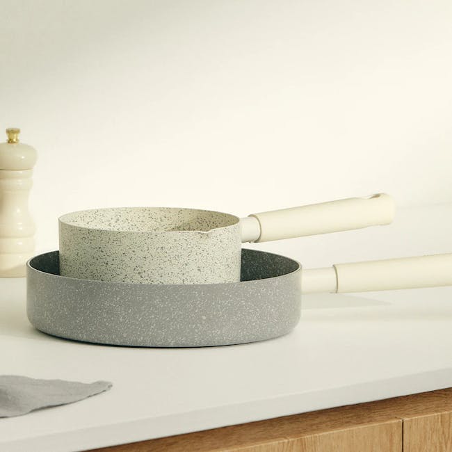 Arong Nonstick Frying Pan - Green & Cream White - 11 - Stainless steel pot with speckled design, ceramic base, modern