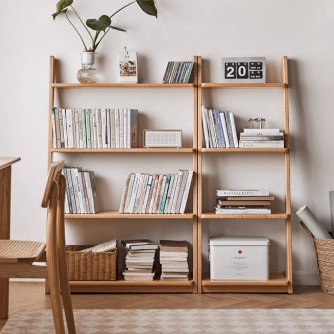 Hibana Leaning Display Bookshelf 0.5m - Oak - 8 - Wooden bookshelf, neatly organized books, minimalist decor, natural light