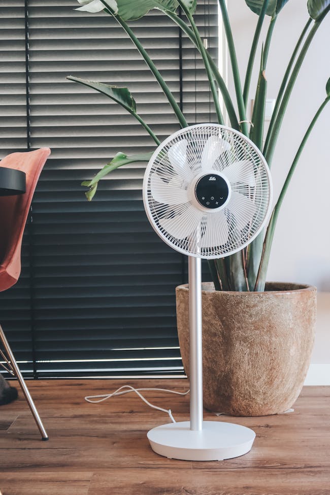 SOLIS Eco Silent Stand Fan - 1