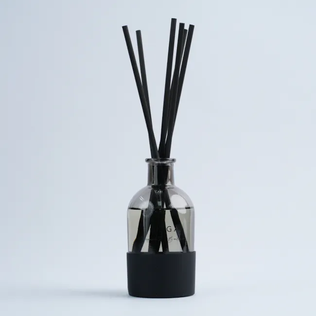 HOOGA Black Reed Diffuser 200ml - Osmanthus & Musk - 1
