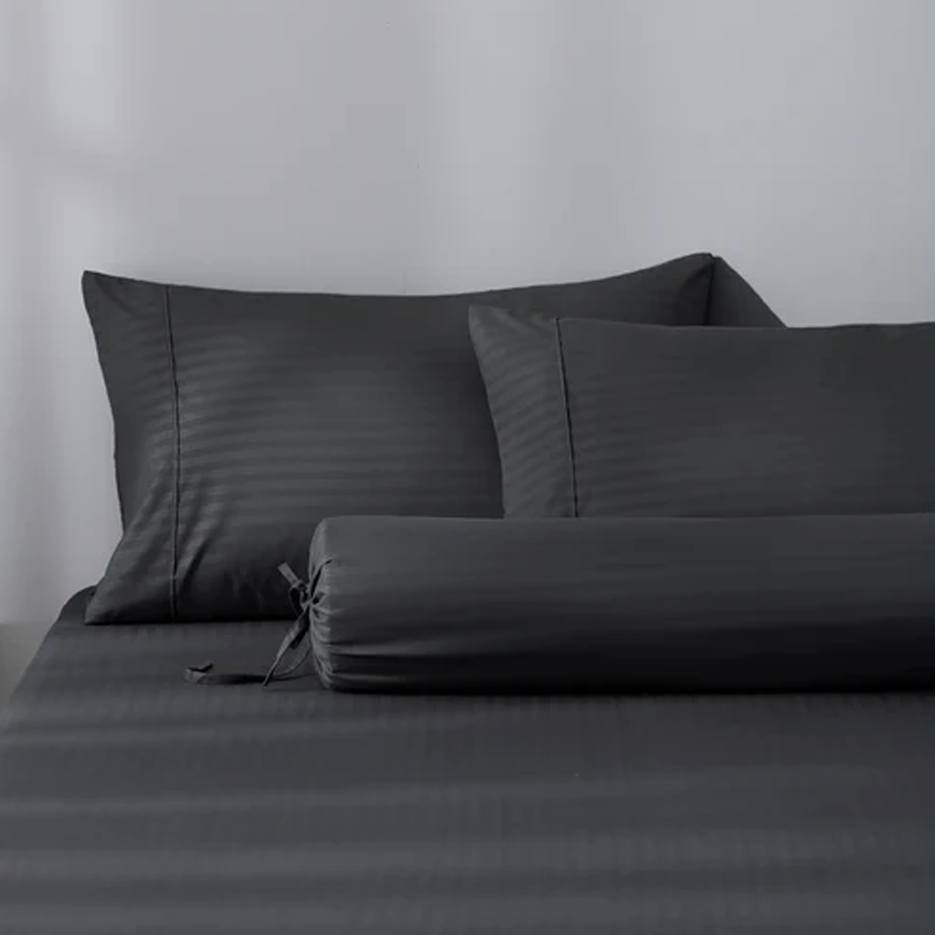 Robinsons Silky Soft Dobby Microfibre Fitted Sheet Set Silky Soft Core Collection - Coal (4 Sizes)