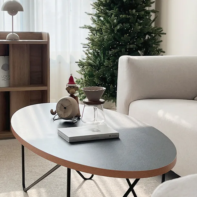 Seifer Coffee Table - 4 - Modern minimalist living room, cozy coffee table, contemporary decor, soft lighting, white and
