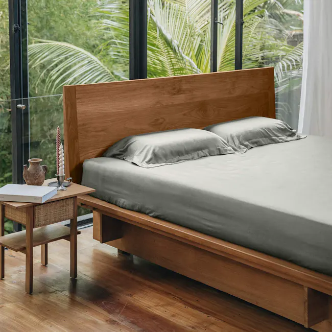 Heveya® Bamboo Fitted Sheet Set - Sage (5 Sizes) - 1