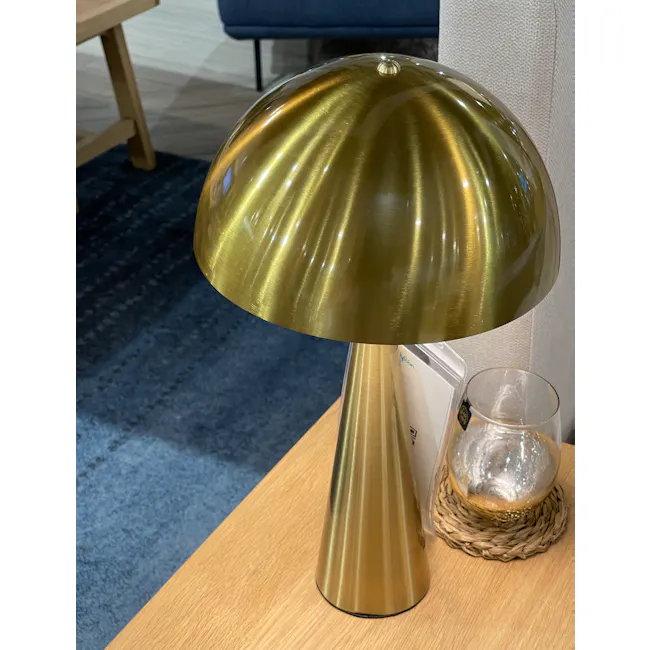 Cohen Table Lamp - Brass - 4 - Golden lamp with sleek design, reflective surface, modern style, elegant and sophisticated