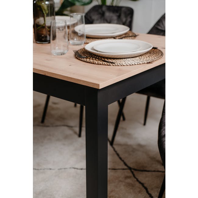 Jonah Extendable Dining Table 1.4m-1.8m - Black, Oak - 13