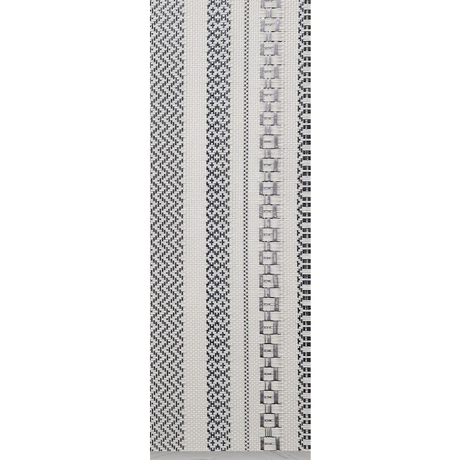 RAPEE FINELINE Placemat - Black - 4 - Intricate woven pattern with geometric shapes, Vertical stripe design with repeating