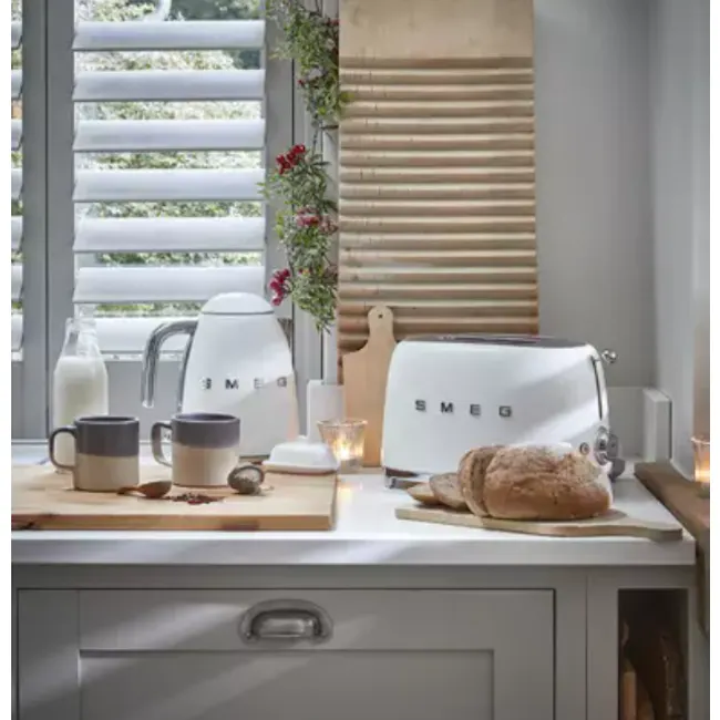 Smeg 2-Slice Toaster - Matte White - 2 - White kitchen countertop, modern design, cozy atmosphere, breakfast station, white