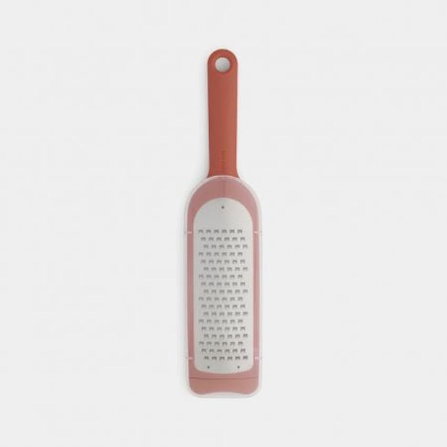 Tasty+ Coarse Grater & Cover - Terracotta Pink - 4