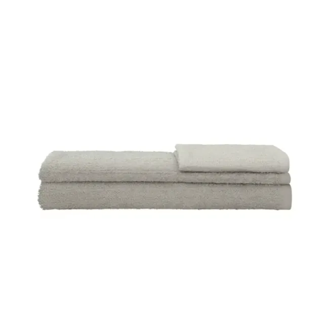 EVERYDAY 100% Cotton Bath Mat 70 x 50 cm - Taupe - 5 - Soft, fluffy, light gray towels neatly folded, minimalist design