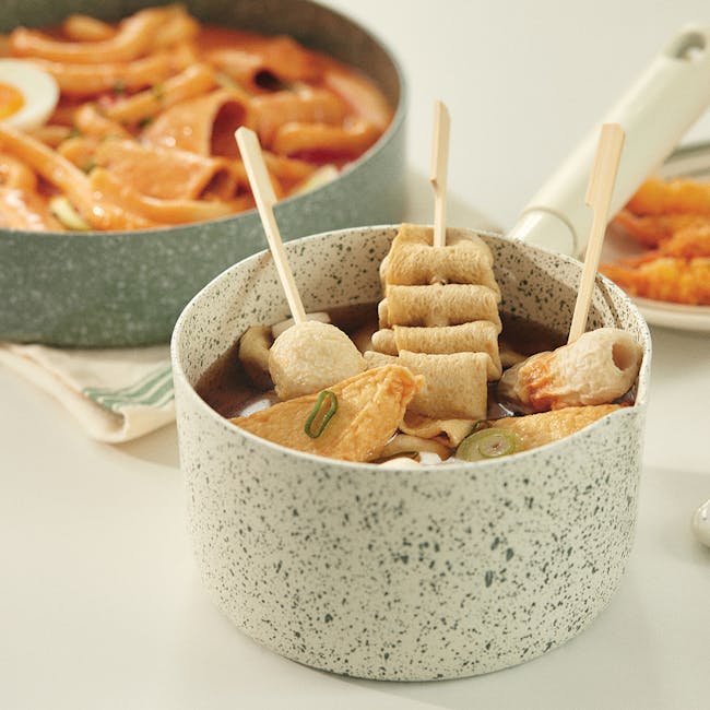 Arong Nonstick Saucepan - Green & Cream White - 4 - soup, dumplings, noodles, egg, wooden chopsticks, green onions, speckled