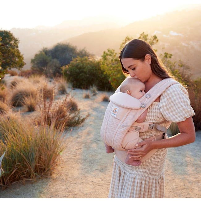 Ergobaby Omni Breeze Carrier - Pink Quartz, Ergobaby Carriers | HipVan