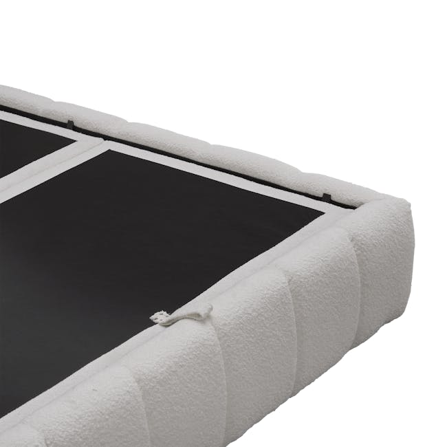 Aubrielle Storage Queen Bed - Light Grey Boucle - 17