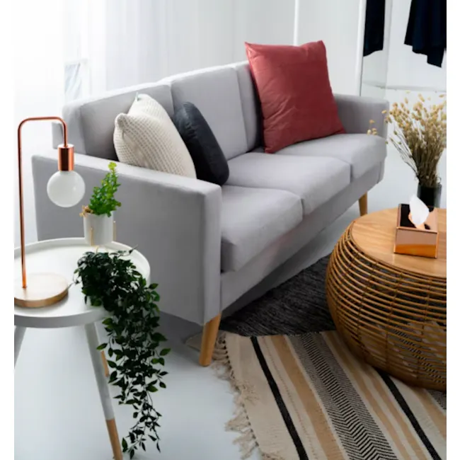 Oro Table Lamp - Brass - 6 - Modern living room, minimalist design, cozy sofa, gray fabric, white and brown rug, round