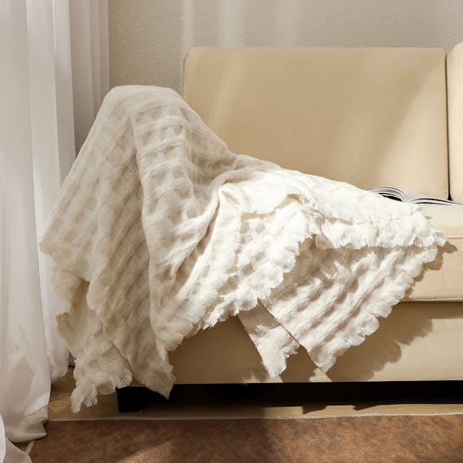 Lia Waffle Knitted Throw - Off White - 1