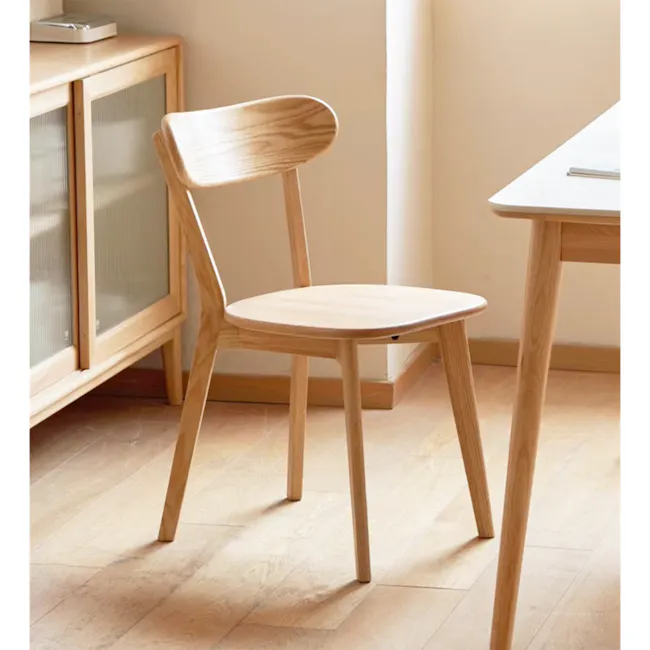 Blane Chair - Oak - 2 - Light wood chair, minimalist design, natural wood finish, simple structure, ergonomic shape, light