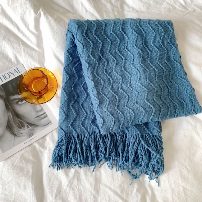 Havre Throw - Blue - 3 - blue knitted blanket, cozy throw, autumnal vibe, soft texture, knit pattern, layered look, cozy