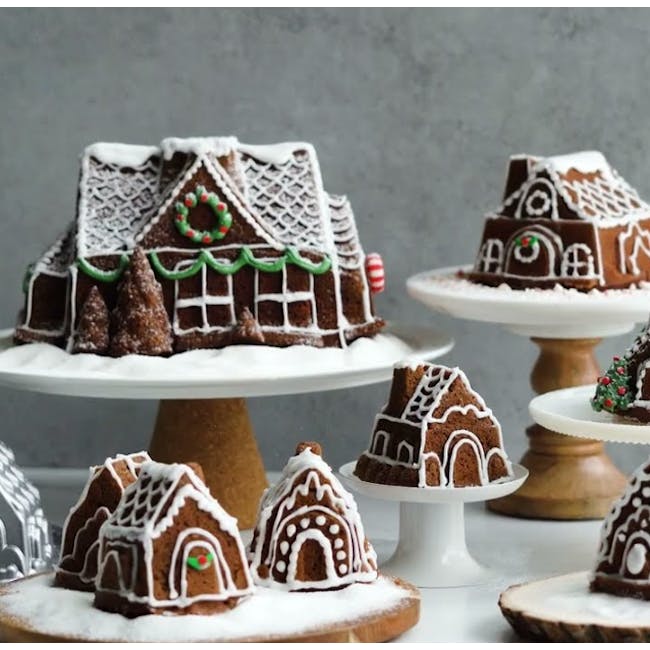 Nordic Ware Cast Aluminium Gingerbread House Bundt Pan - 3